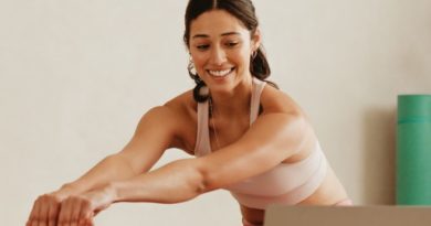 Become a Yoga Instructor with ISSA’s Yoga 200 Course